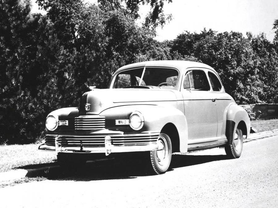  Nash Ambassador Brougham Coupe (4663) 1946 года  (фото 1 из 1)
